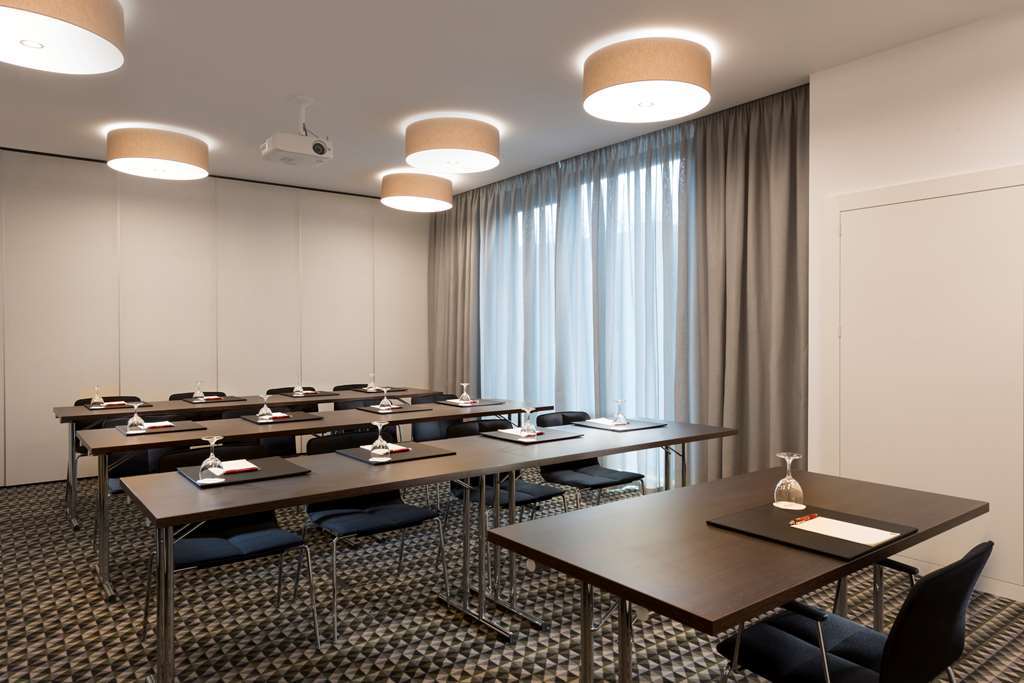 Adina Apartment Hotel Leipzig Instalações foto
